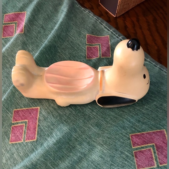 Vintage 1950 Avon Snoopy Soap Dish - Picture 3 of 9